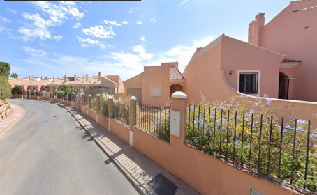 Townhouse for sale in Riviera del Sol, Riviera del Sol