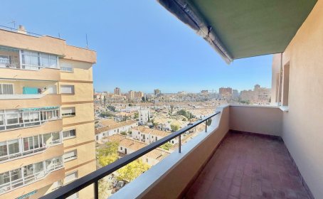Middle Floor Apartment for sale in Fuengirola, Fuengirola