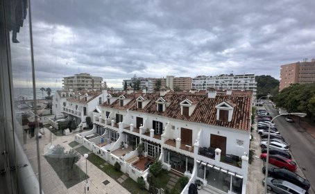 Apartamento Planta Media en venta en Fuengirola, Fuengirola