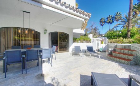 Ground Floor Apartment for sale in Elviria, Elviria