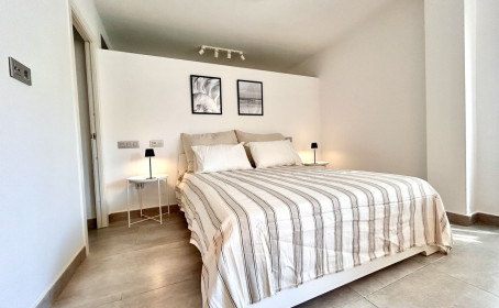 Middle Floor Studio for sale in Marbella, Marbella