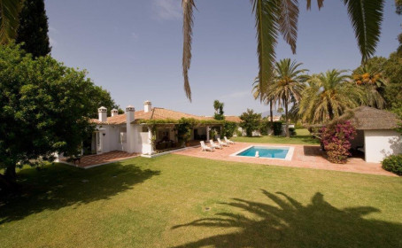 Villa - Chalet en venta en Guadalmina Baja, Guadalmina Baja