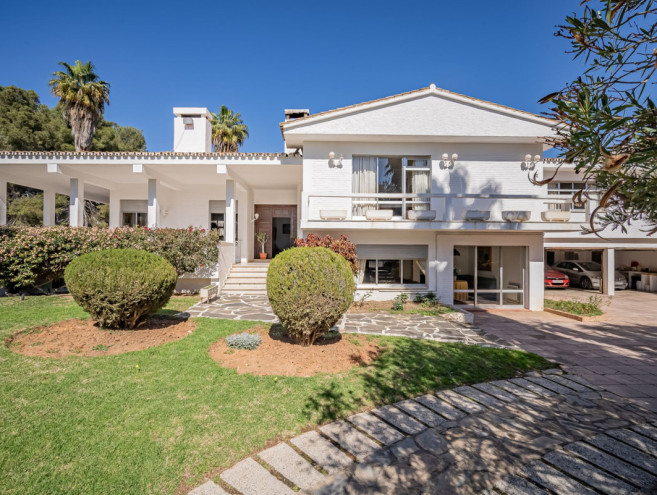 Villa - Chalet en venta en Marbella, Costa del Sol