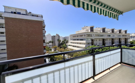 Apartament na środkowym piętrze for sale in Marbella, Marbella