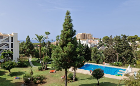 Apartamento Planta Media en venta en Riviera del Sol, Riviera del Sol