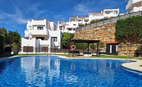 Apartament na parterze for sale in Casares, Casares