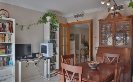 Apartamento Planta Media for sale in Málaga, Málaga