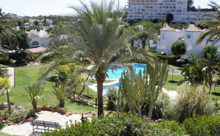 Apartamento Planta Media en venta en Estepona, Estepona