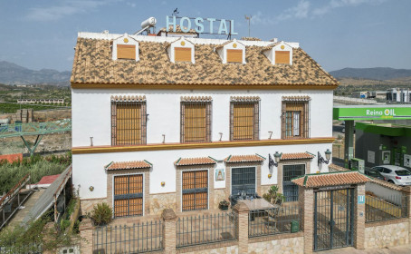 Hostal en venta en Pizarra, Pizarra