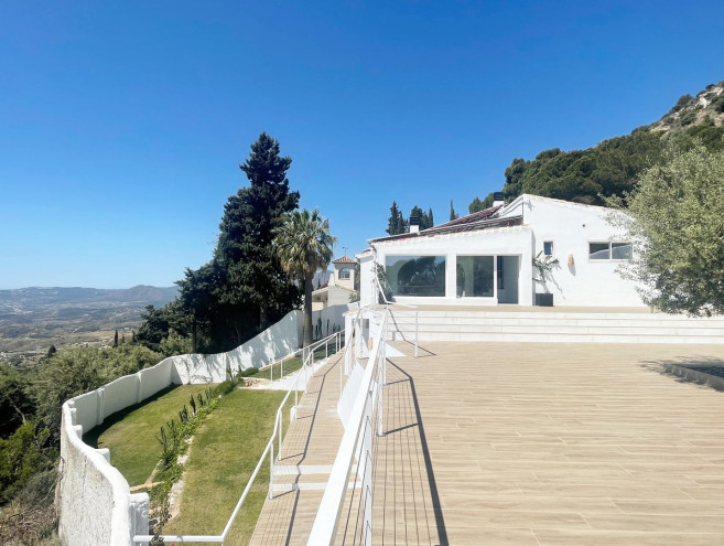 Detached Villa for sale in Mijas, Costa del Sol