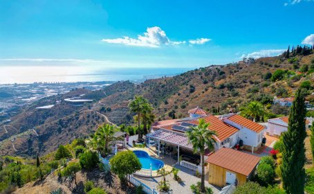 Willa for sale in Arenas, Arenas