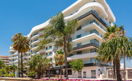 Apartament na środkowym piętrze for sale in Estepona, Estepona