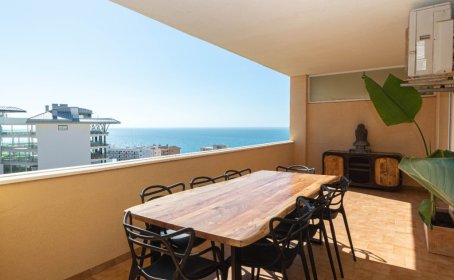 Middle Floor Apartment for sale in Carvajal, Carvajal