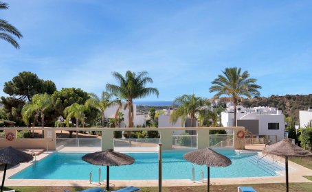 Middle Floor Apartment for sale in Estepona, Estepona