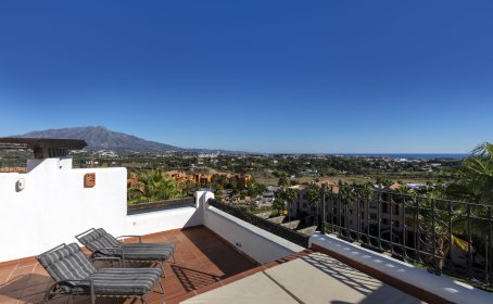 Penthouse Duplex for sale in Benahavís, Benahavís