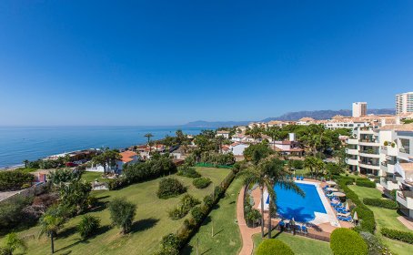 Ático en venta en Elviria, Elviria